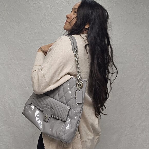 Coach 18673 Silver Grey Poppy Liquid Glass Diamond Quilted Shoulder Bag Tote - Picture 1 of 16